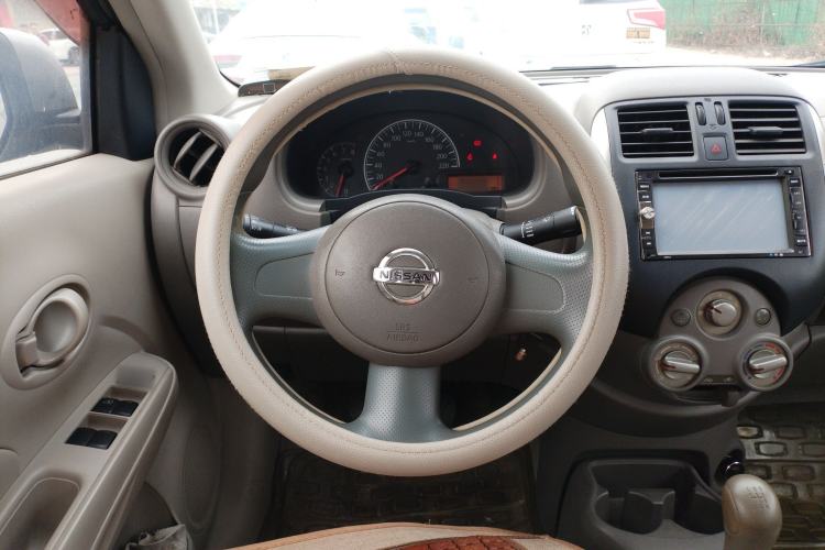 Used Nissan Sunny 2011 1.5XE Manual Comfort Edition Steering Wheel