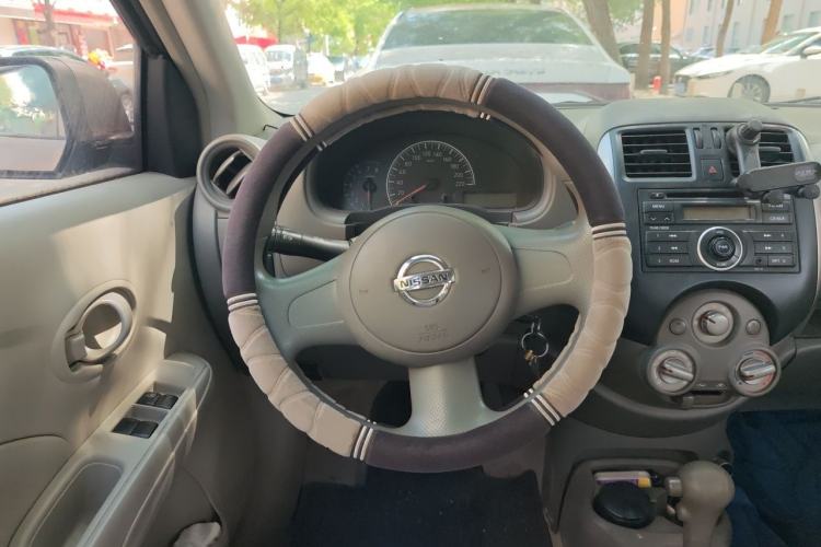 Used Nissan Sunny 2011 1.5XE CVT Comfort Edition Steering Wheel