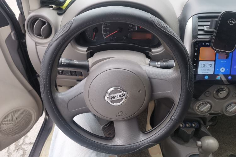 Used Nissan Sunny 2011 1.5XE CVT Comfort Edition Steering Wheel