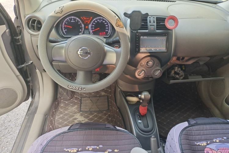 Used Nissan Sunny 2011 1.5XL CVT Luxury Edition Steering Wheel