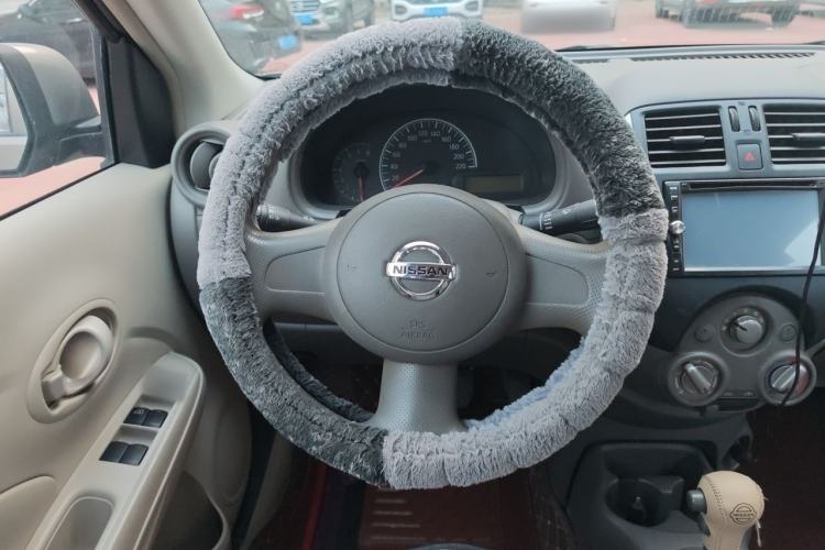 Used Nissan Sunny 2011 1.5XE CVT Comfort Edition Steering Wheel