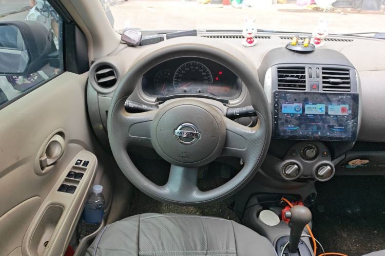 Used Nissan Sunny 2011 1.5XE CVT Comfort Edition Steering Wheel