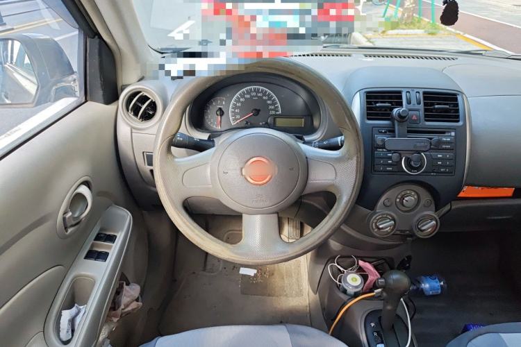 Used Nissan Sunny 2011 1.5XE CVT Comfort Edition Steering Wheel