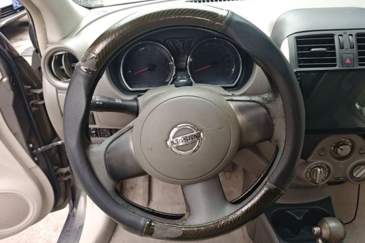 Used Nissan Sunny 2011 1.5XL CVT Luxury Edition Steering Wheel