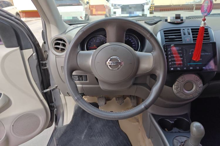 Used Nissan Sunny 2011 1.5XV Manual Luxury Edition Steering Wheel