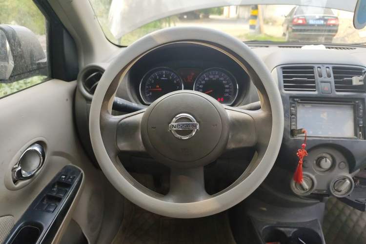 Used Nissan Sunny 2011 1.5XL Manual Deluxe Edition Steering Wheel