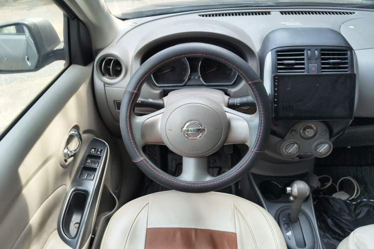 Used Nissan Sunny 2011 1.5XL CVT Luxury Edition Steering Wheel