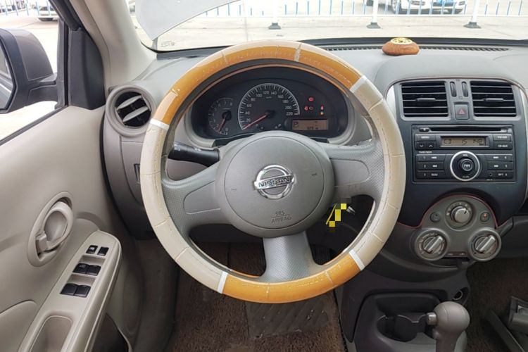 Used Nissan Sunny 2011 1.5XE CVT Comfort Edition Steering Wheel