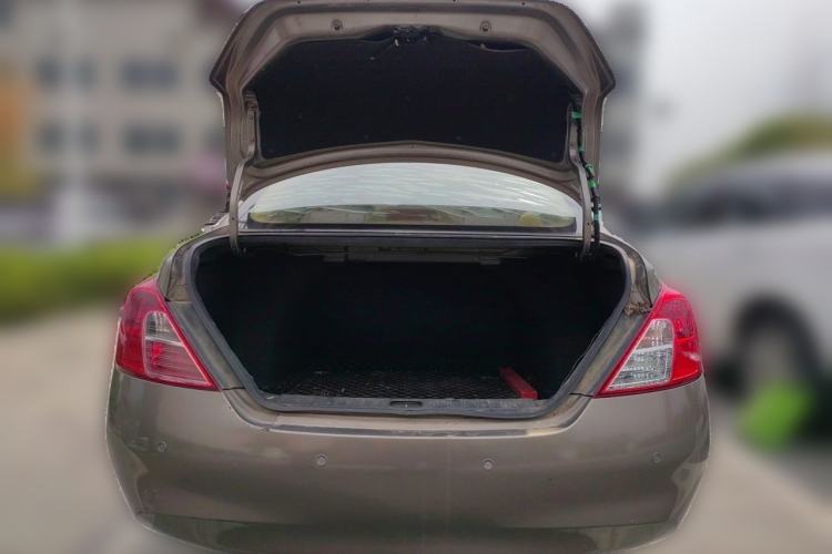 Used Nissan Sunny 2011 1.5XE Manual Comfort Edition Trunk
