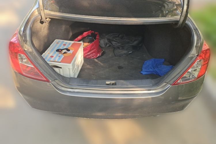 Used Nissan Sunny 2011 1.5XL CVT Luxury Edition Trunk