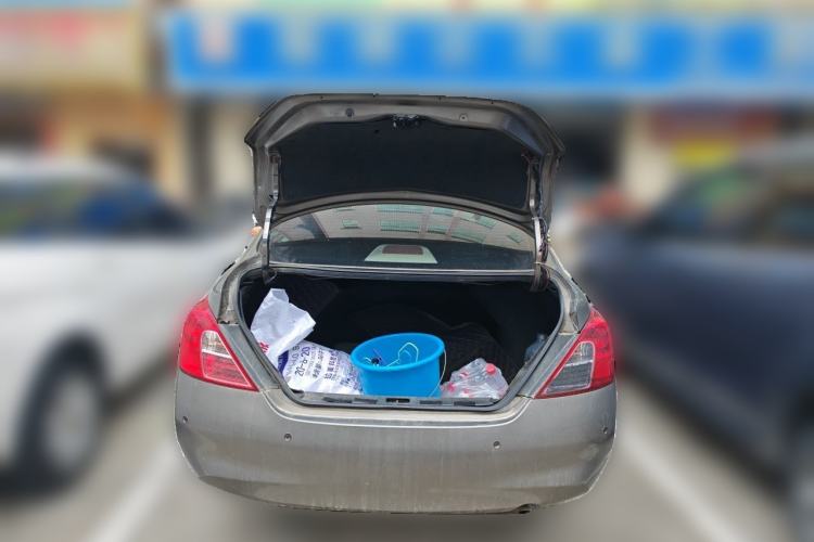 Used Nissan Sunny 2011 1.5XE CVT Comfort Edition Trunk