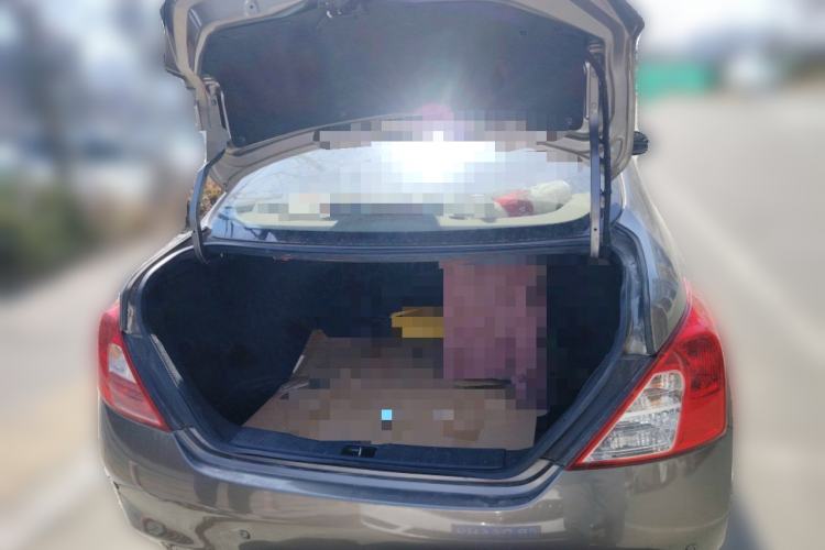 Used Nissan Sunny 2011 1.5XE Manual Comfort Edition Trunk