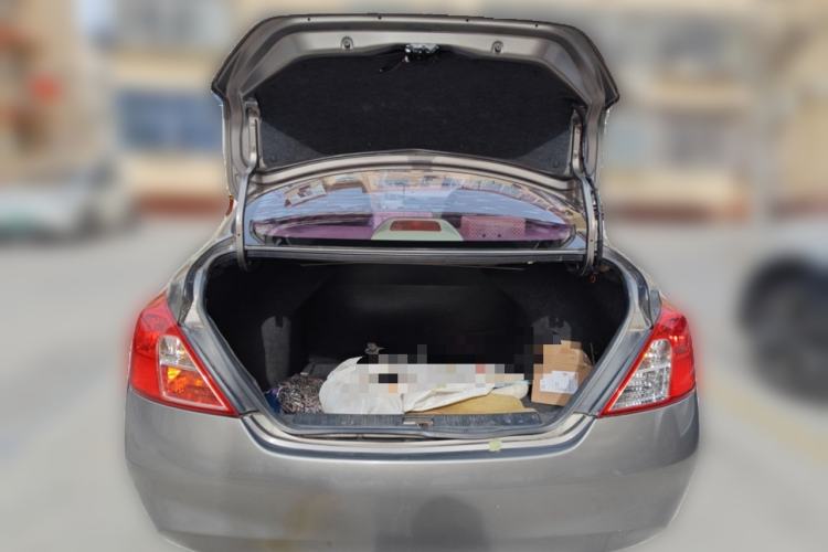 Used Nissan Sunny 2011 1.5XV Manual Luxury Edition Trunk