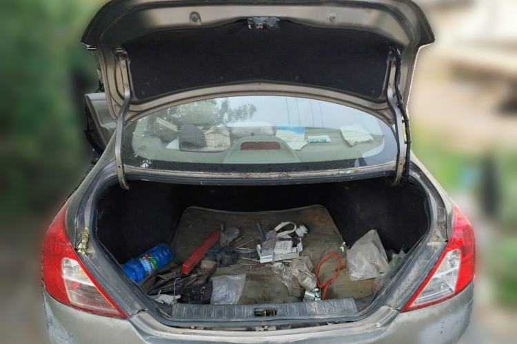 Used Nissan Sunny 2011 1.5XL Manual Deluxe Edition Trunk