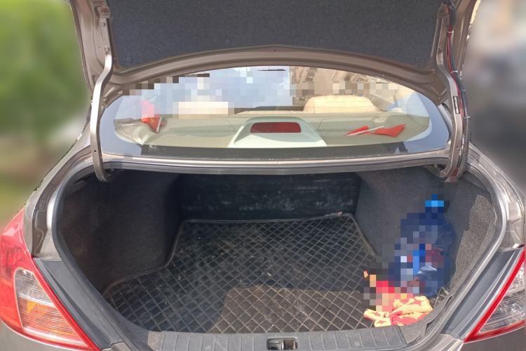 Used Nissan Sunny 2011 1.5XE Manual Comfort Edition Trunk