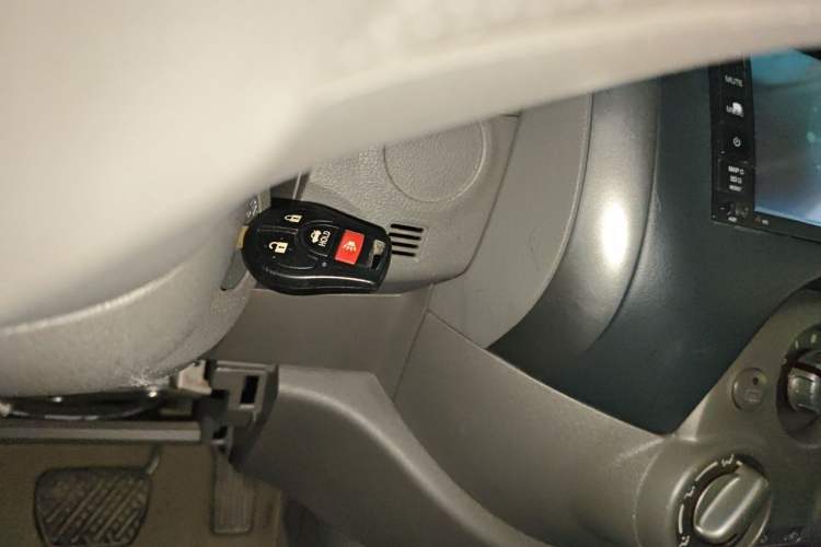 Used Nissan Sunny 2011 1.5XE CVT Comfort Edition Vehicle Key