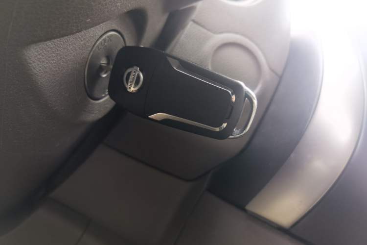 Used Nissan Sunny 2011 1.5XE CVT Comfort Edition Vehicle Key