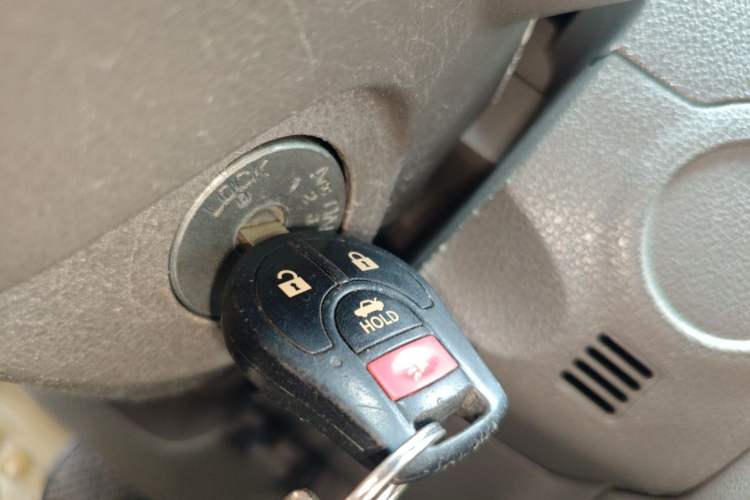 Used Nissan Sunny 2011 1.5XE CVT Comfort Edition Vehicle Key