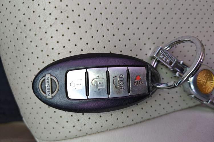 Used Nissan Sunny 2011 1.5XV Manual Luxury Edition Vehicle Key
