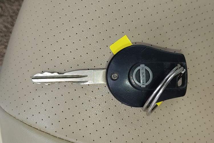 Used Nissan Sunny 2011 1.5XE CVT Comfort Edition Vehicle Key