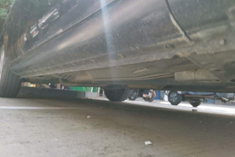Used Nissan Sunny 2014 1.5XE Manual Elite Edition Chassis Front Right