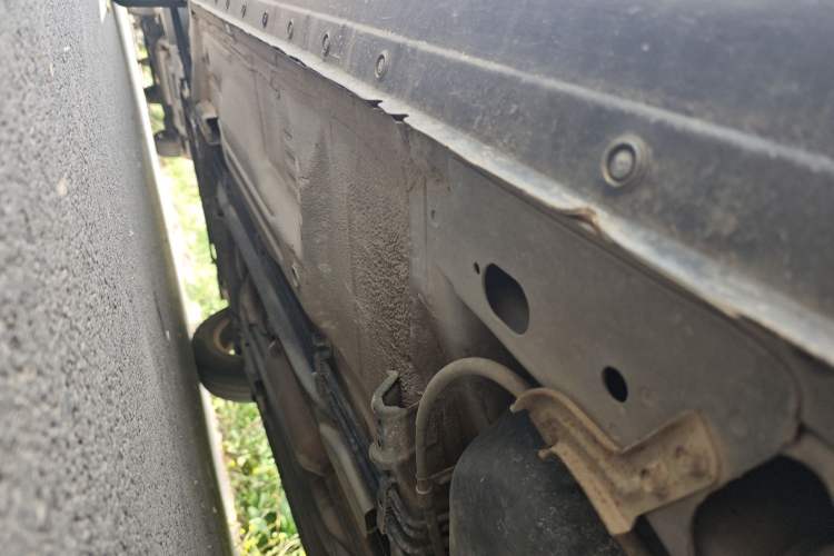 Used Nissan Sunny 2014 1.5XE Manual Comfort Edition Chassis Rear Left
