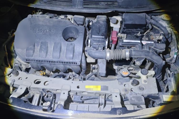 Used Nissan Sunny 2014 1.5XL Manual Deluxe Edition Engine Bay