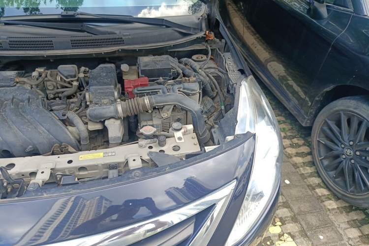 Used Nissan Sunny 2014 1.5XE CVT Elite Edition Engine Bay Left