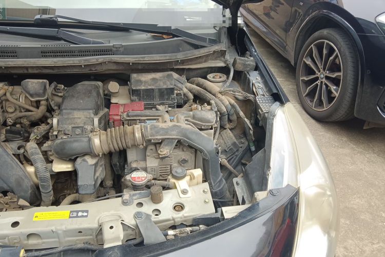 Used Nissan Sunny 2014 1.5XE CVT Elite Edition Engine Bay Left