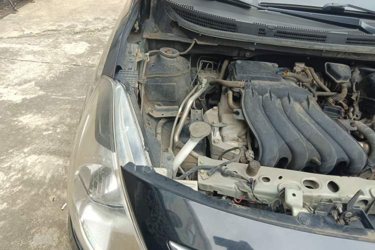Used Nissan Sunny 2014 1.5XE CVT Elite Edition Engine Bay Right