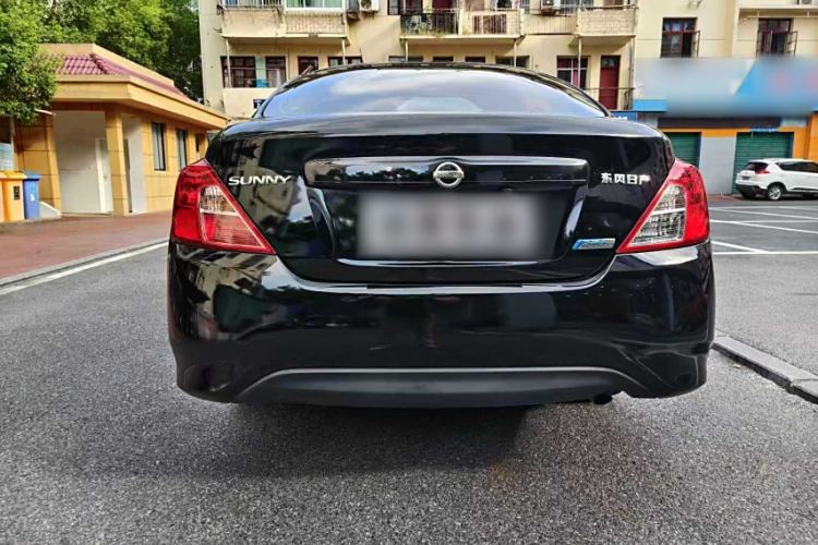 Used Nissan Sunny 2014 1.5XE CVT Comfort Edition Exterior 4