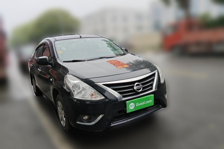 Used Nissan Sunny 2014 1.5XE Manual Elite Edition Front Right 45 Deg