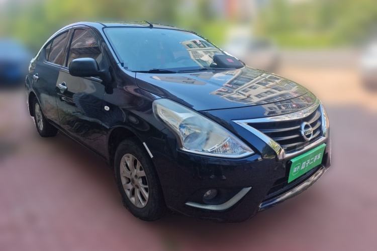 Used Nissan Sunny 2014 1.5XE Manual Comfort Edition Front Right 45 Deg