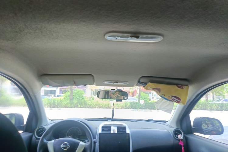 Used Nissan Sunny 2014 1.5XE CVT Elite Edition Headliner