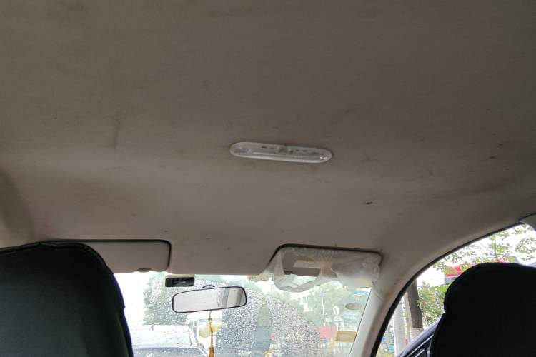Used Nissan Sunny 2014 1.5XE Manual Elite Edition Headliner