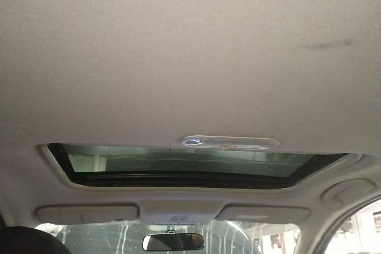 Used Nissan Sunny 2014 1.5XL CVT Luxury Edition Headliner