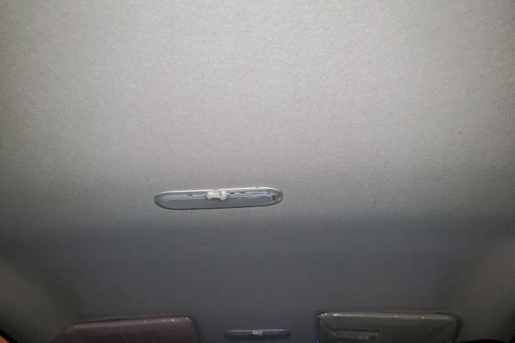 Used Nissan Sunny 2014 1.5XE Manual Comfort Edition Headliner