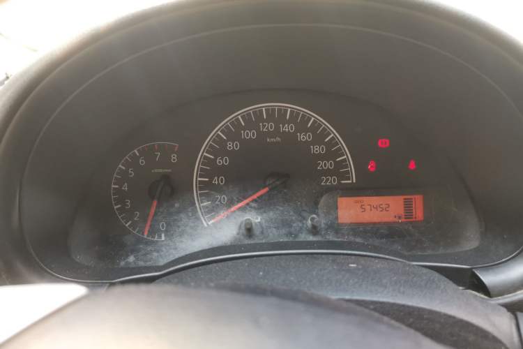 Used Nissan Sunny 2014 1.5XE Manual Elite Edition Instrument Cluster