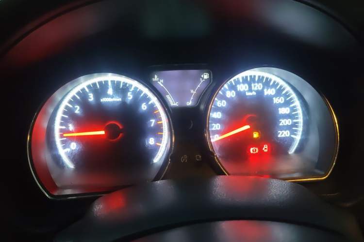 Used Nissan Sunny 2014 1.5XL Manual Deluxe Edition Instrument Cluster