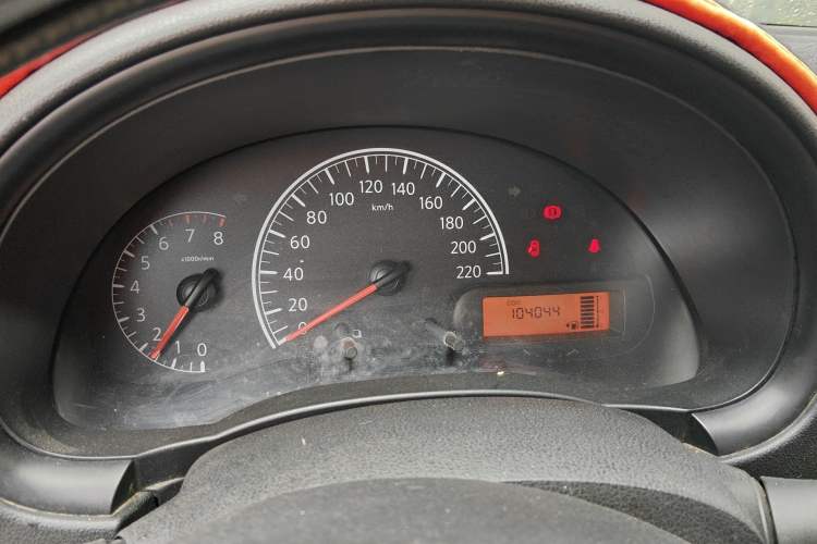 Used Nissan Sunny 2014 1.5XE Manual Elite Edition Instrument Cluster