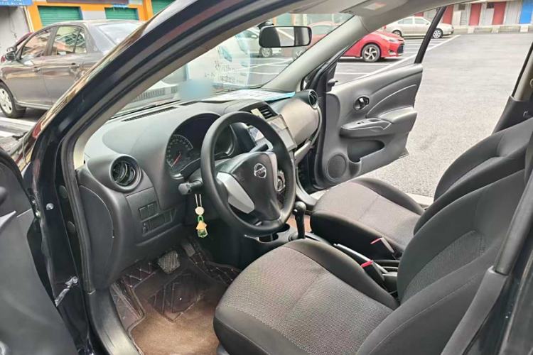 Used Nissan Sunny 2014 1.5XE CVT Comfort Edition Interior 2