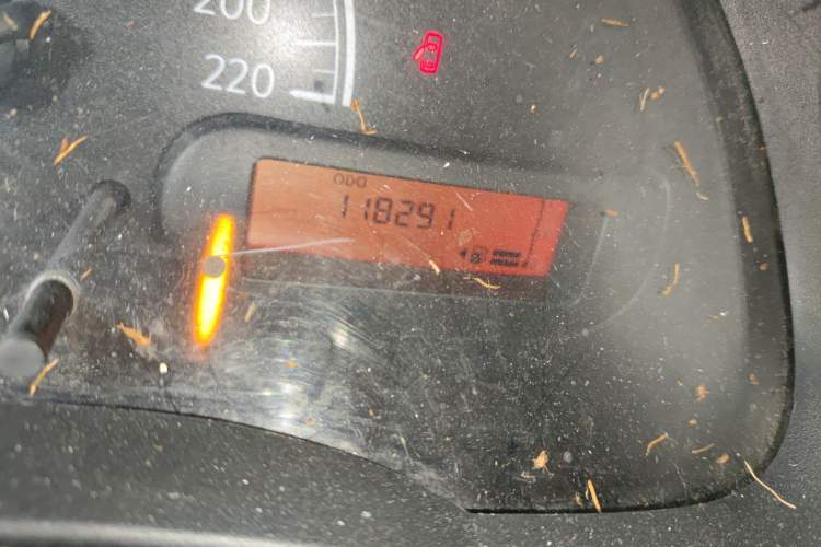 Used Nissan Sunny 2014 1.5XE Manual Comfort Edition Odometer Close Up