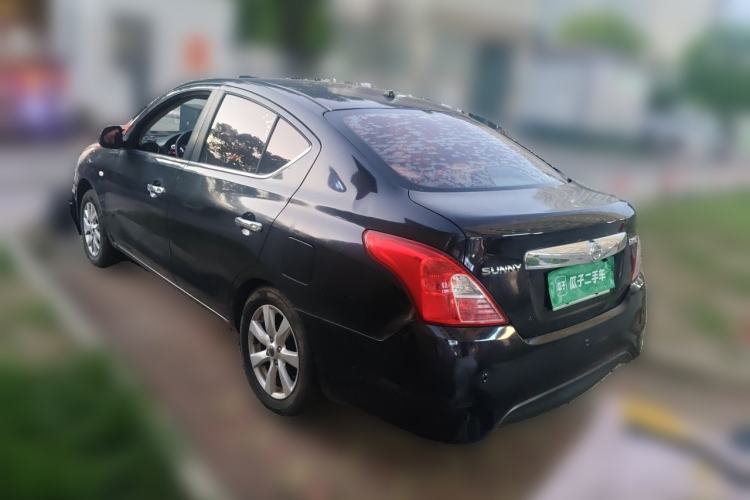 Used Nissan Sunny 2014 1.5XL Manual Deluxe Edition Rear Left 45 Deg