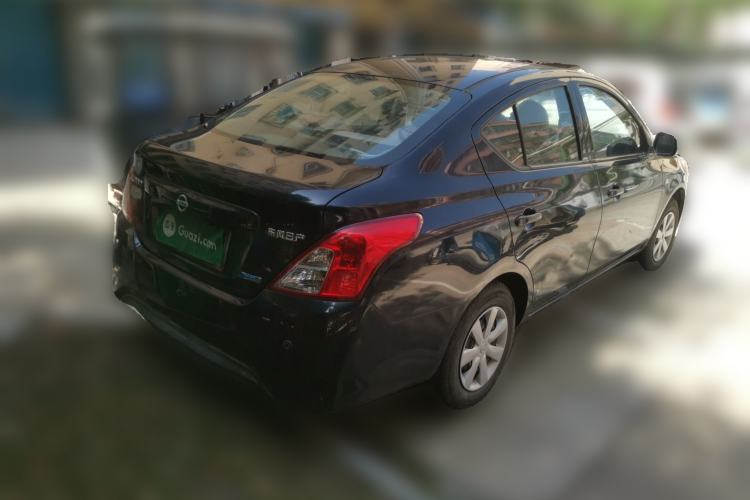Used Nissan Sunny 2014 1.5XE Manual Elite Edition Rear Right 45 Deg