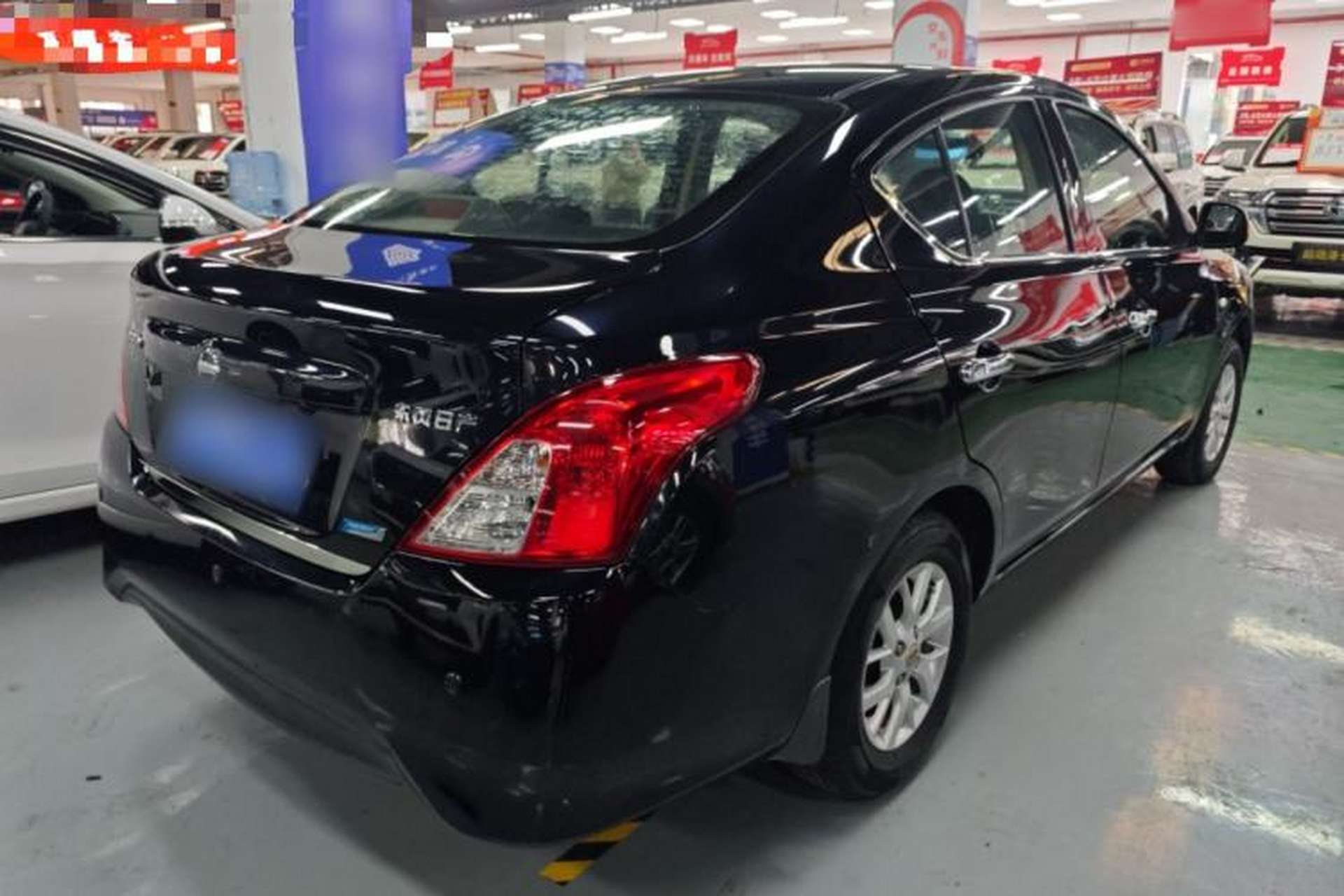 Used Nissan Sunny 2014 1.5XE Manual Elite Edition Rear Right 45 Deg