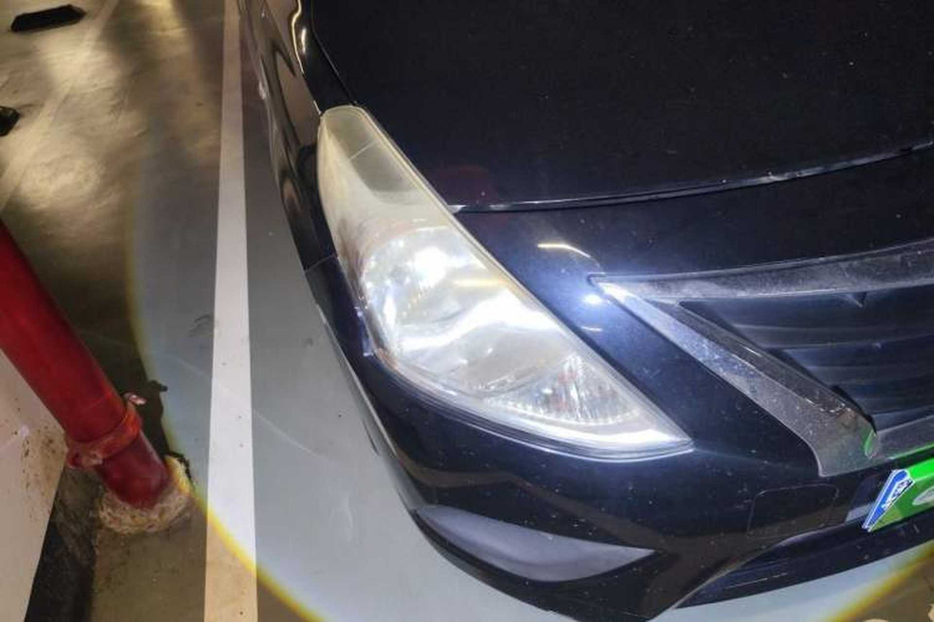 Used Nissan Sunny 2014 1.5XE CVT Elite Edition Right Front Headlight