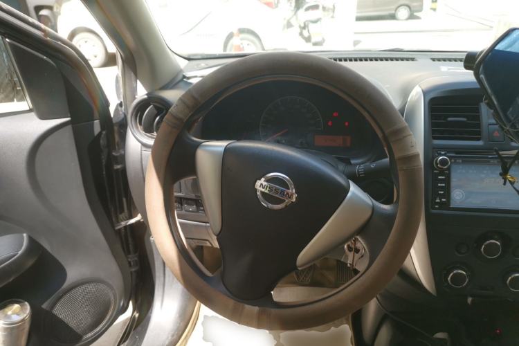Used Nissan Sunny 2014 1.5XE Manual Elite Edition Steering Wheel