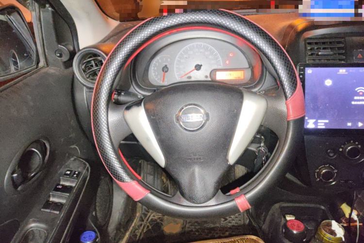 Used Nissan Sunny 2014 1.5XE Manual Comfort Edition Steering Wheel