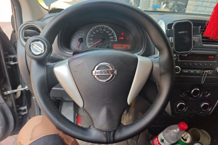 Used Nissan Sunny 2014 1.5XE Manual Comfort Edition Steering Wheel