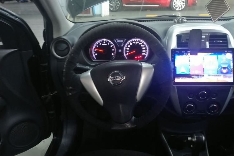 Used Nissan Sunny 2014 1.5XL CVT Luxury Edition Steering Wheel